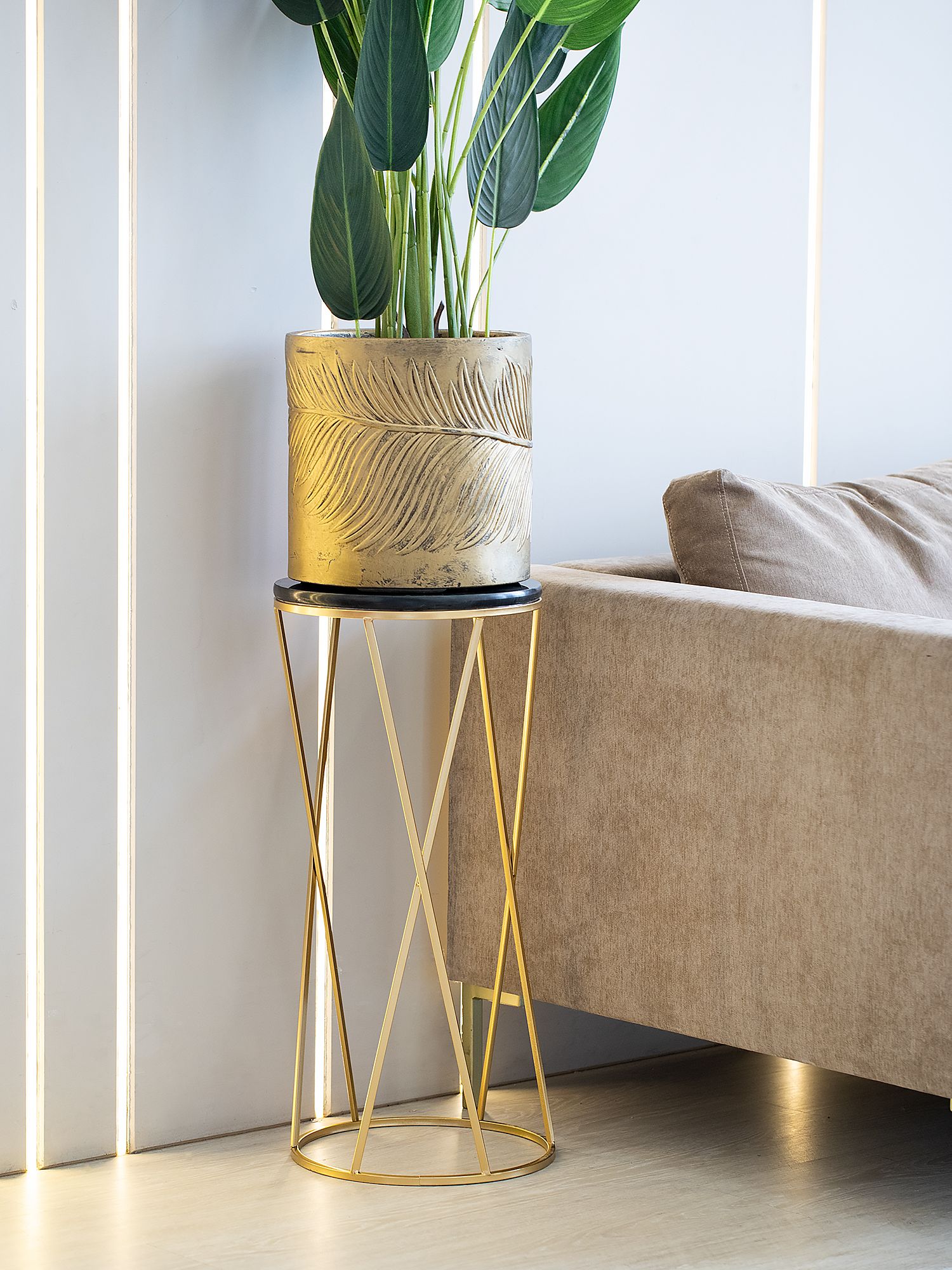 Столик приставной с черным мрамором Glasar 54-016