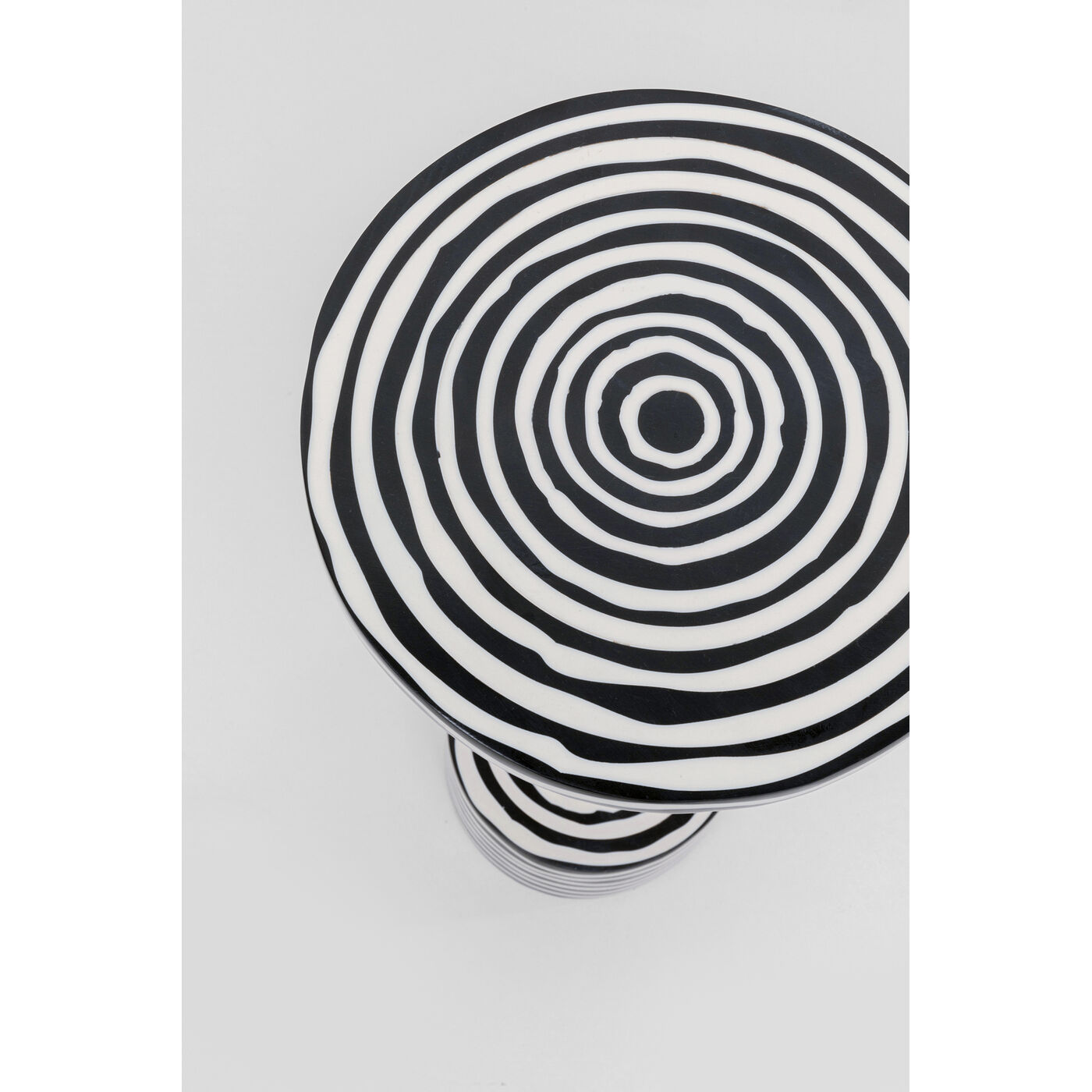 Приставной стол Domero Swirl Ø25cm KARE 70327