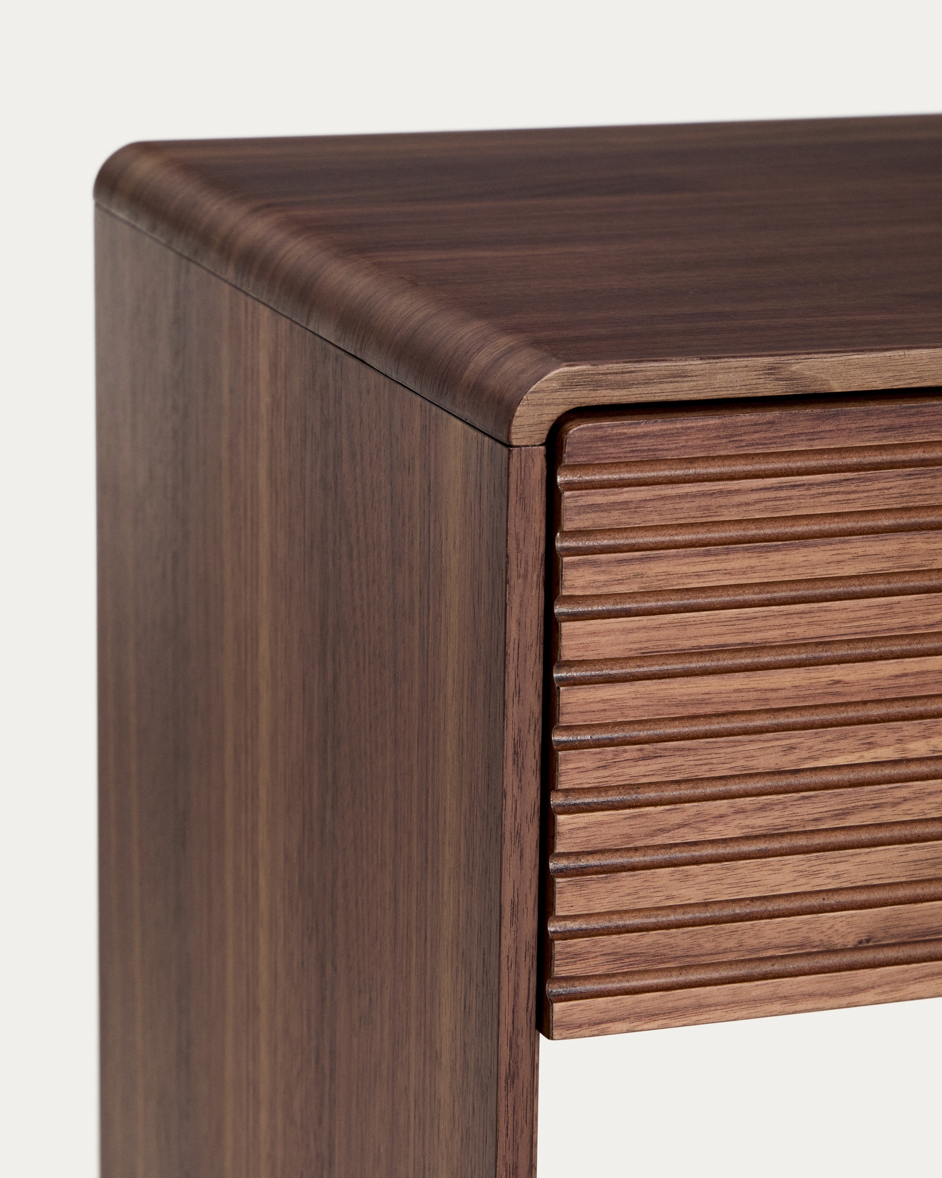 Буфет Norlen с ящиком и полкой из орехового шпона 60 x 81 см La Forma 463579