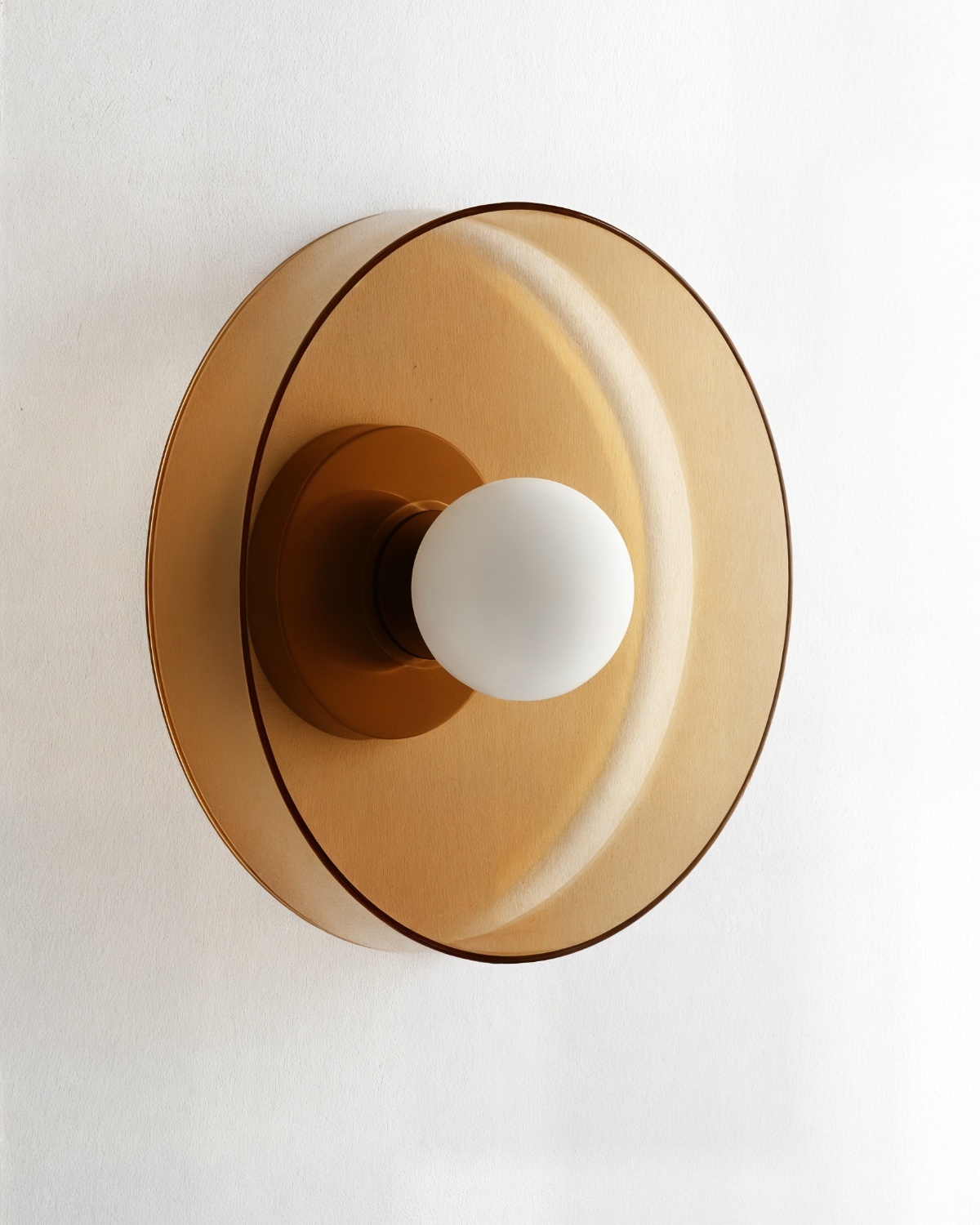 Настенный светильник с янтарным стеклом “Кассель” – Ø 35 см. Louvre Home LHLSC540324SWL