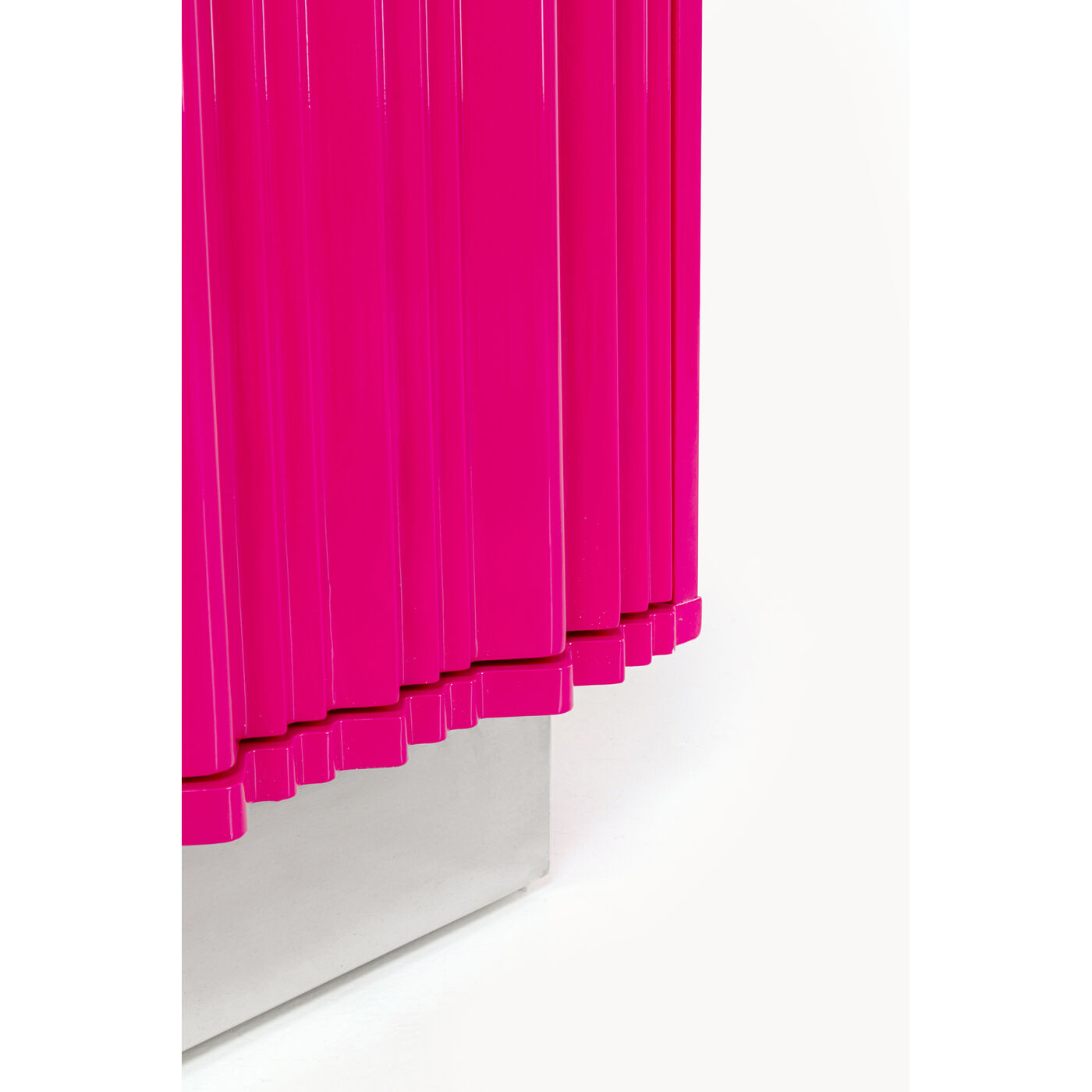 Комод Stucco Pink 152x80cm KARE 70983
