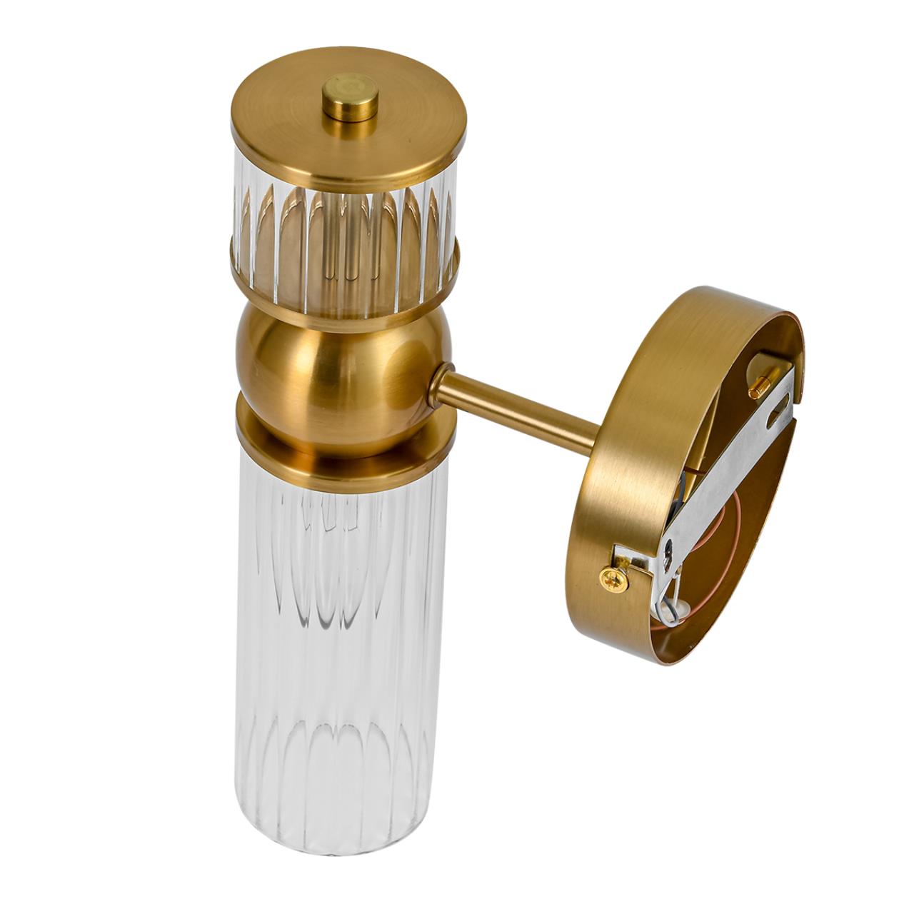 Бра с выключателем Lumion 8276/1W