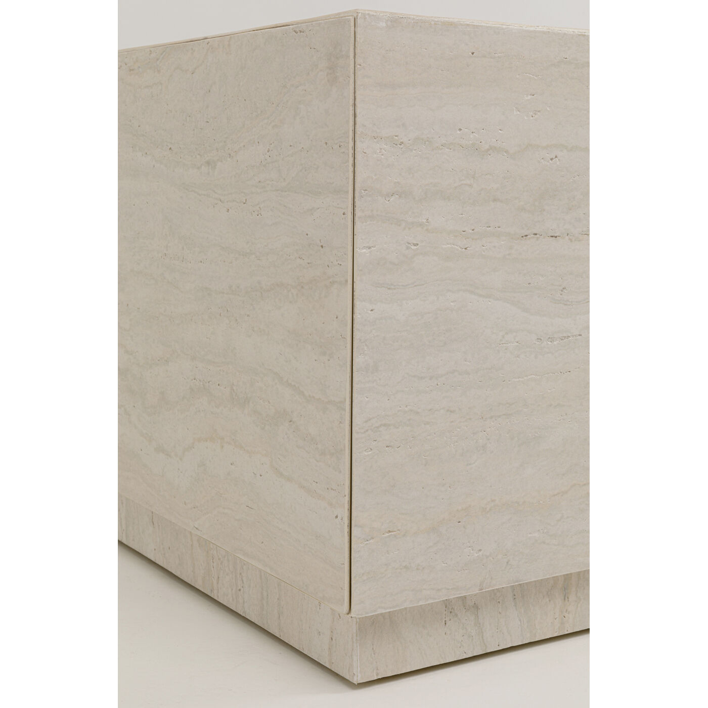 Стол кофейный Travertino Trunk 80x60cm KARE 71047