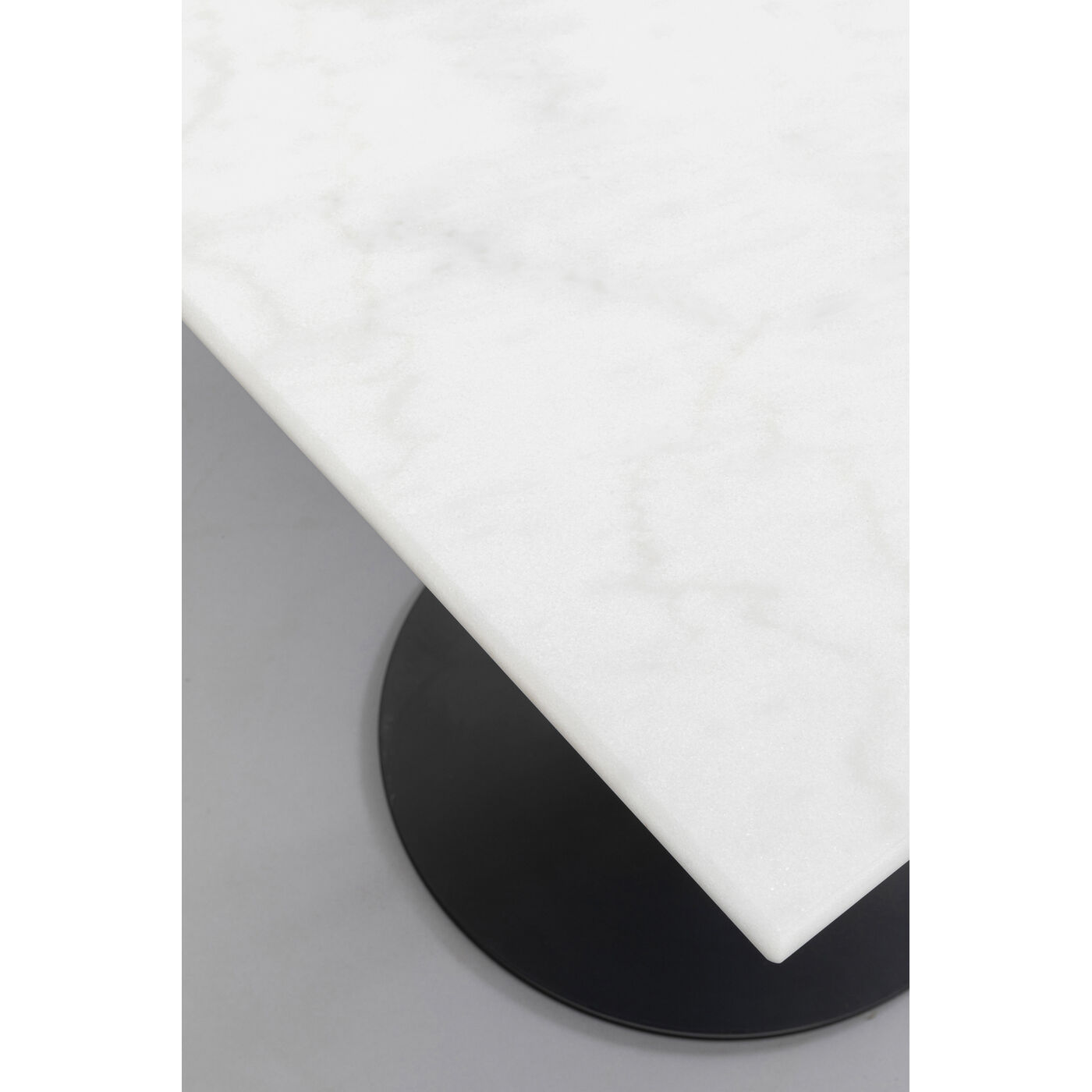 Стол для бистро Capri White 70x70 см KARE 87928