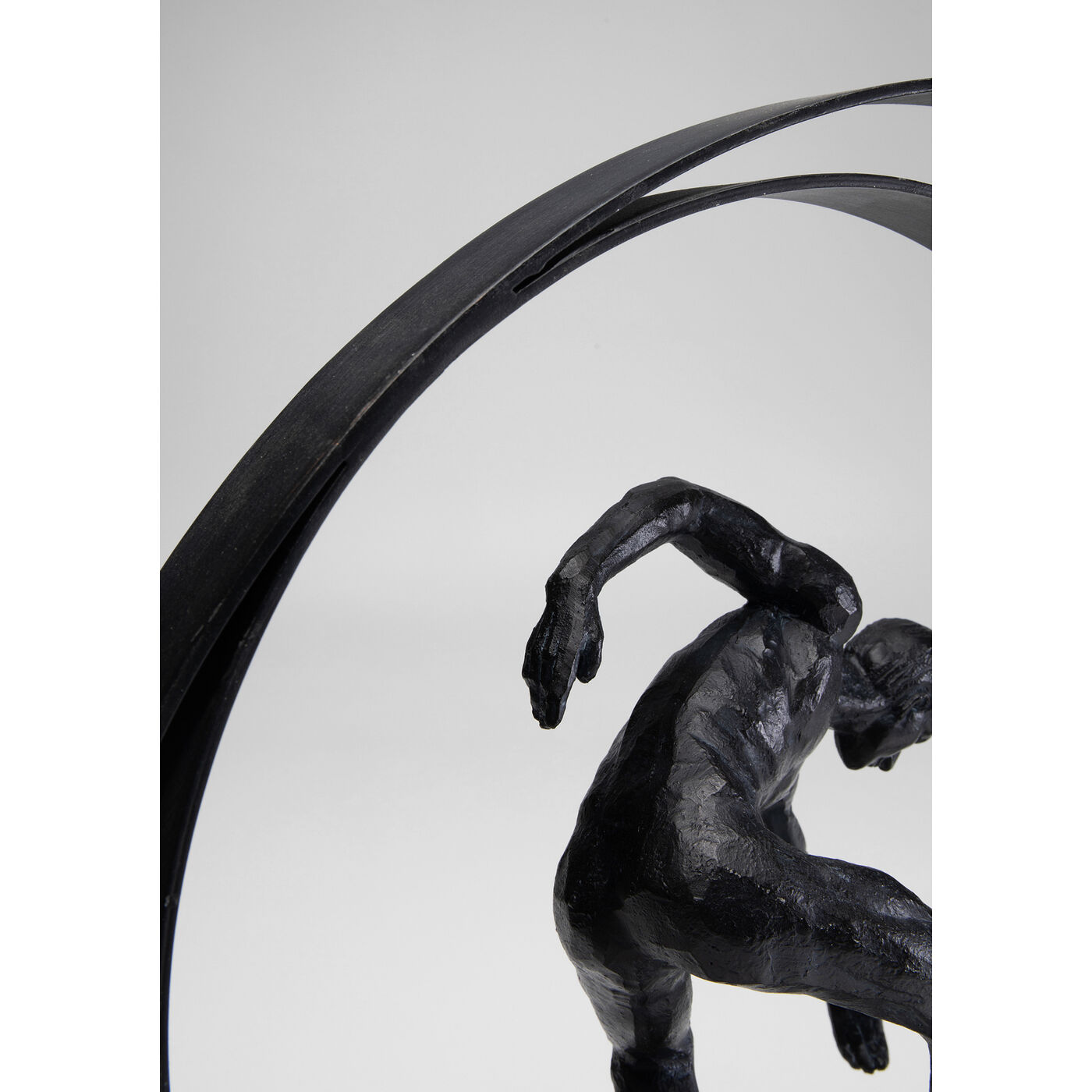 Фигура декоративная Artist Circle 45 см KARE 56342