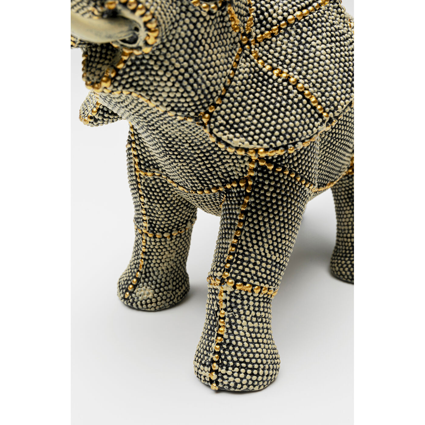 Фигура декоративная Walking Elephant Pearls 24 см KARE 56446