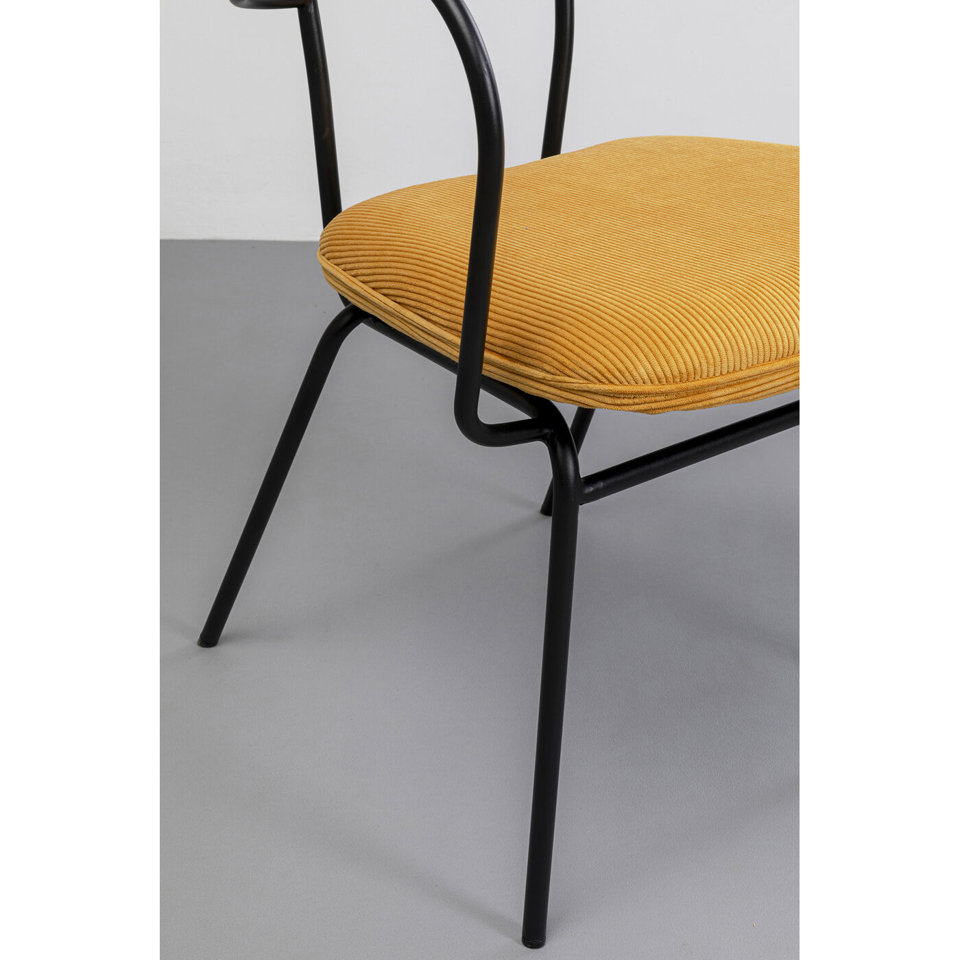 Стул с подлокотниками Viola Yellow KARE 87469