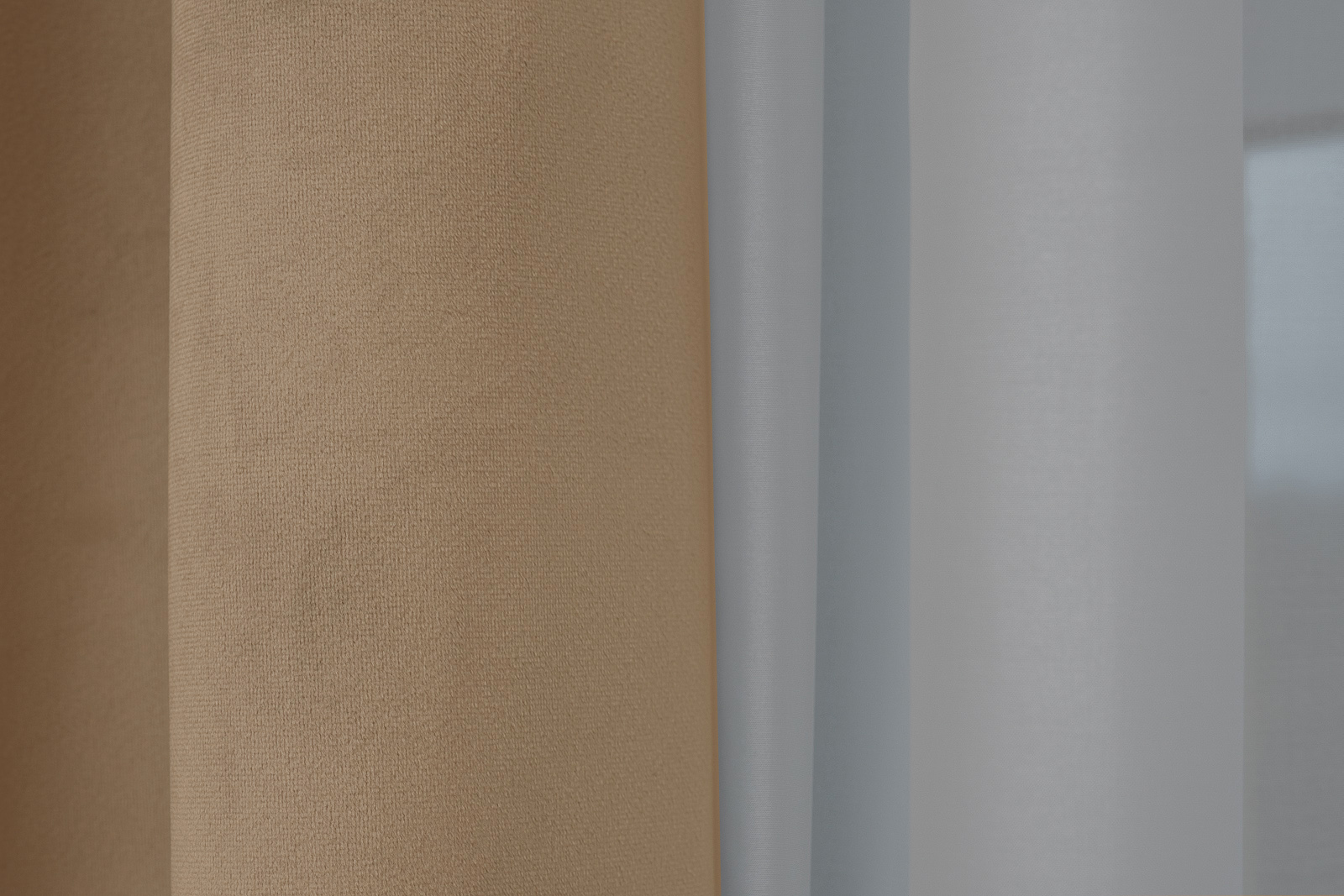 Портьера Silkу 6 бежевая димаут 275*260 Garda Decor 121GD-00027