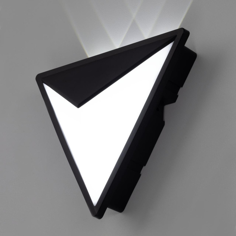 Светильник настенный Citilux CLU0804BK