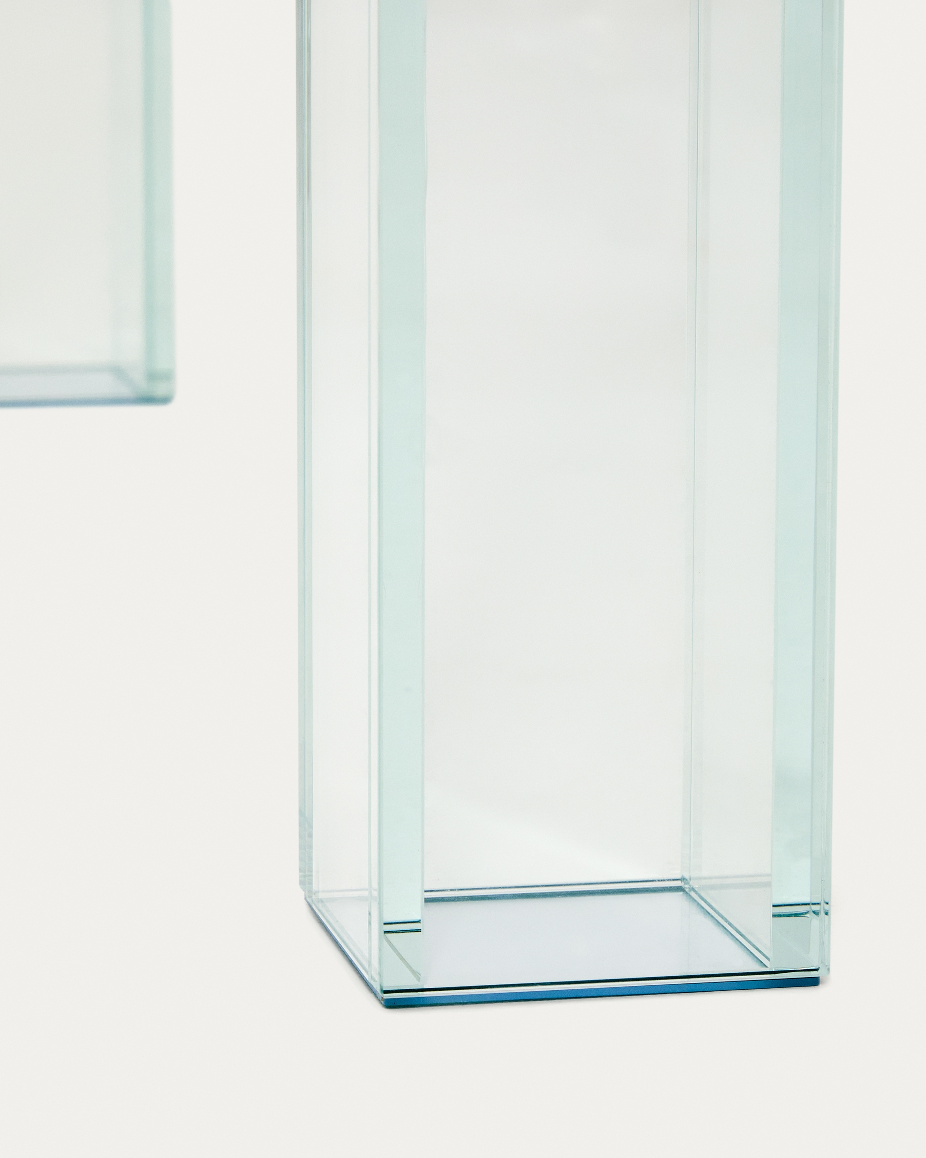 Стол Adularia из прозрачного закаленного стекла 200 x 100 см La Forma 447713