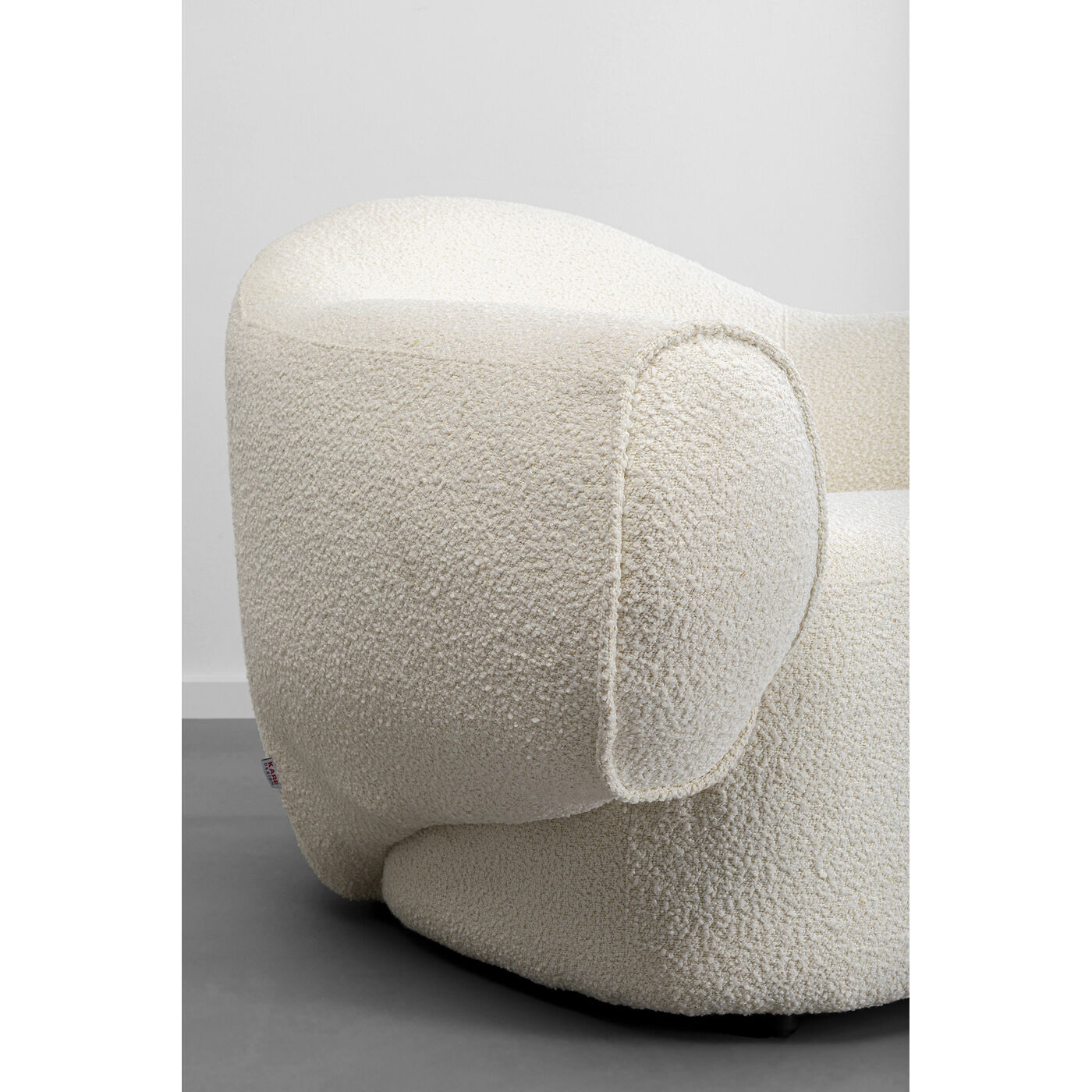 Кресло Dreamy Boucle Cream KARE 87755