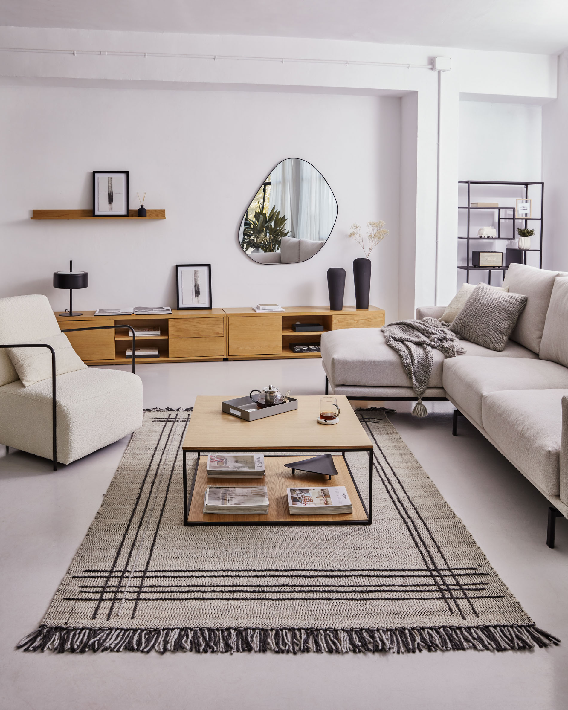 Abilen Подставка для TV из дуба Abilen с 2 ящиками 200 x 43,6 см La Forma (ex Julia Grup)