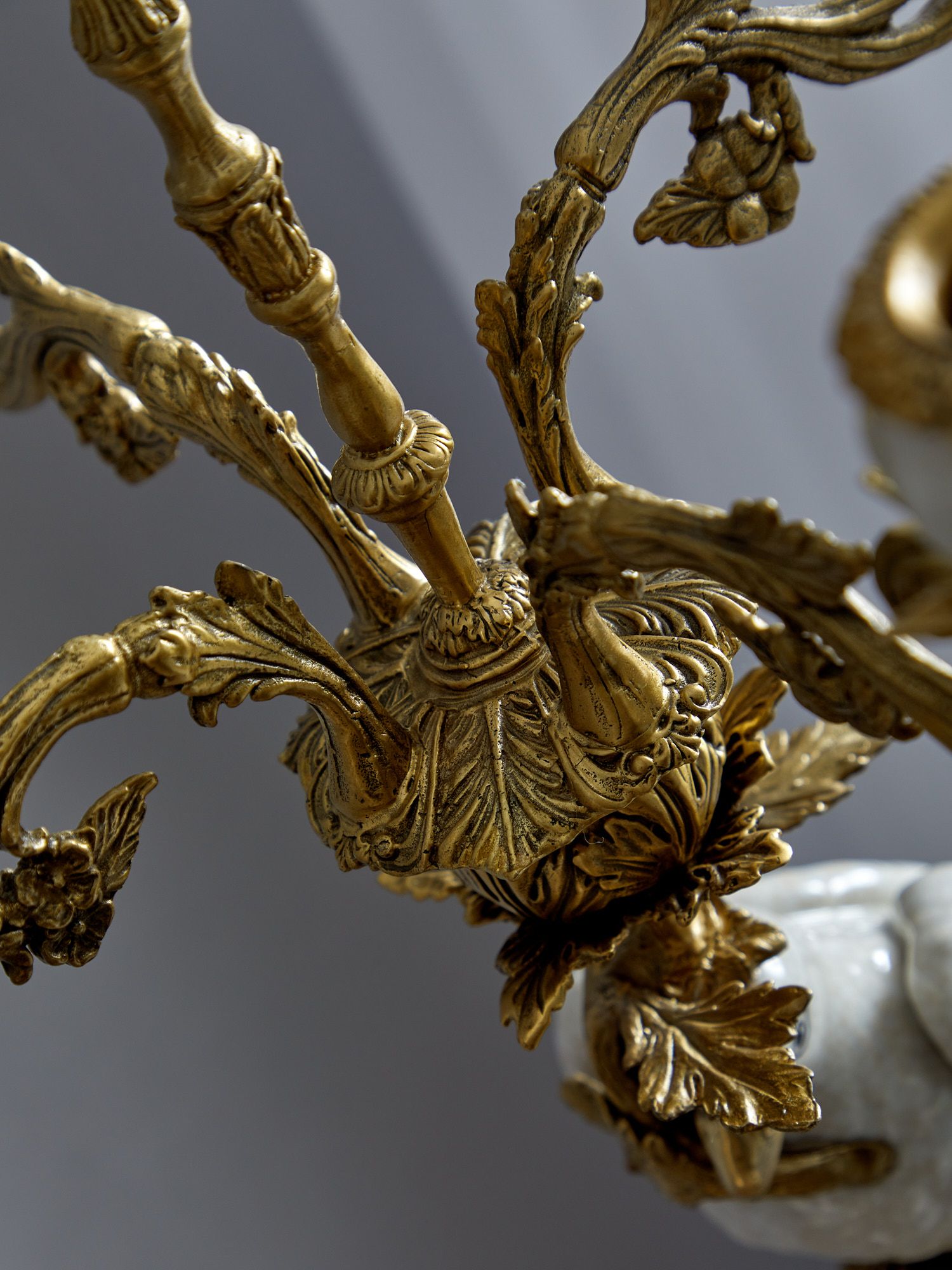 Подсвечник Попугай Glasar 31G1625/E566BC/WHITE