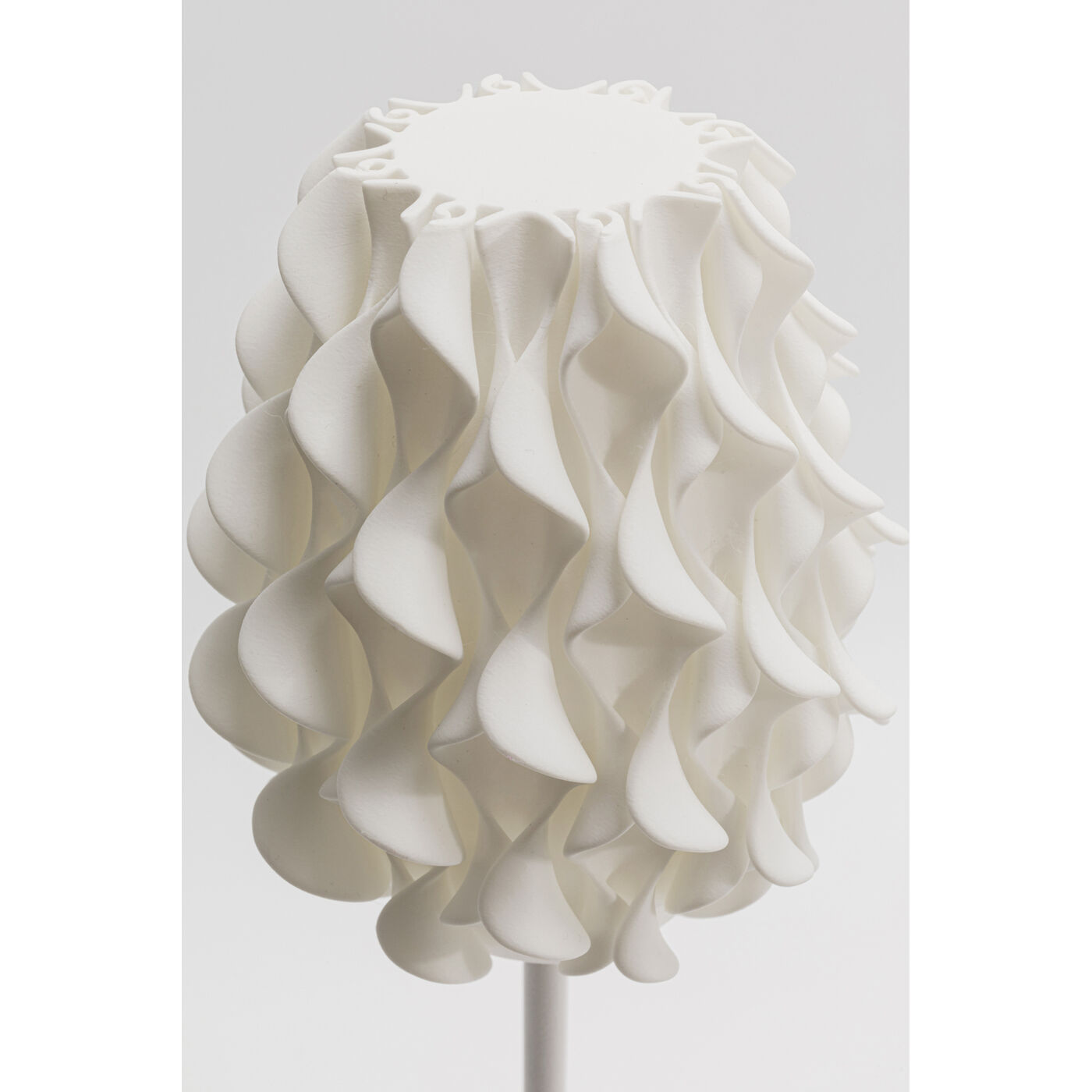 Светильник настольный Swirl white KARE 57645