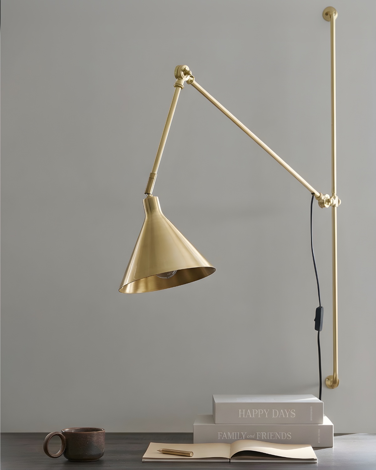 Золотистый настенный светильник Джордан Louvre Home P7855WA