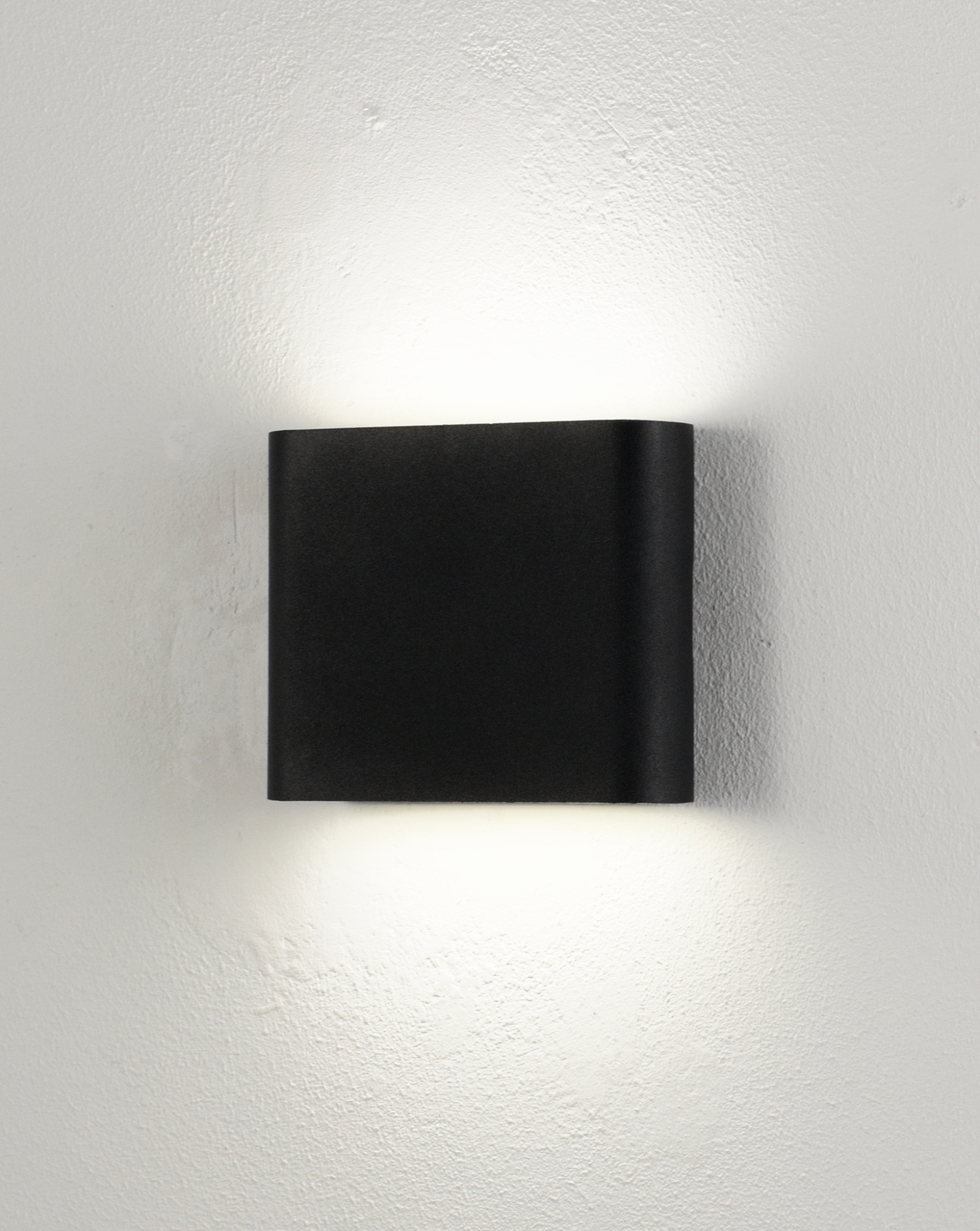 Светодиодный настенный светильник Moderli V1851-WL Piene LED*4W