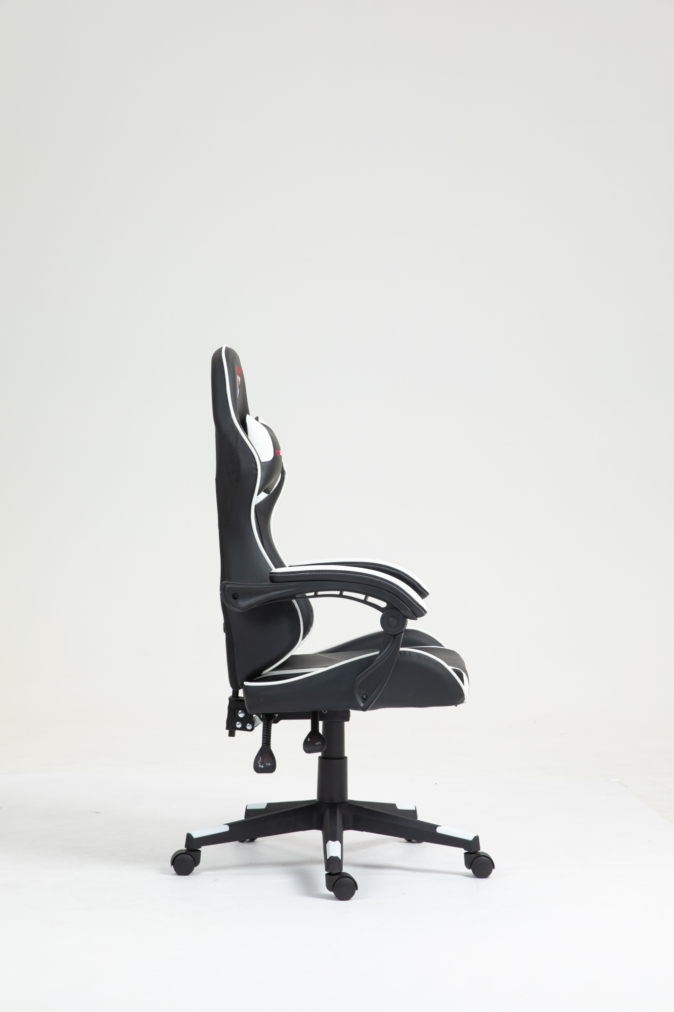 Кресло спортивное TopChairs Shadow черно-белый Stool Group