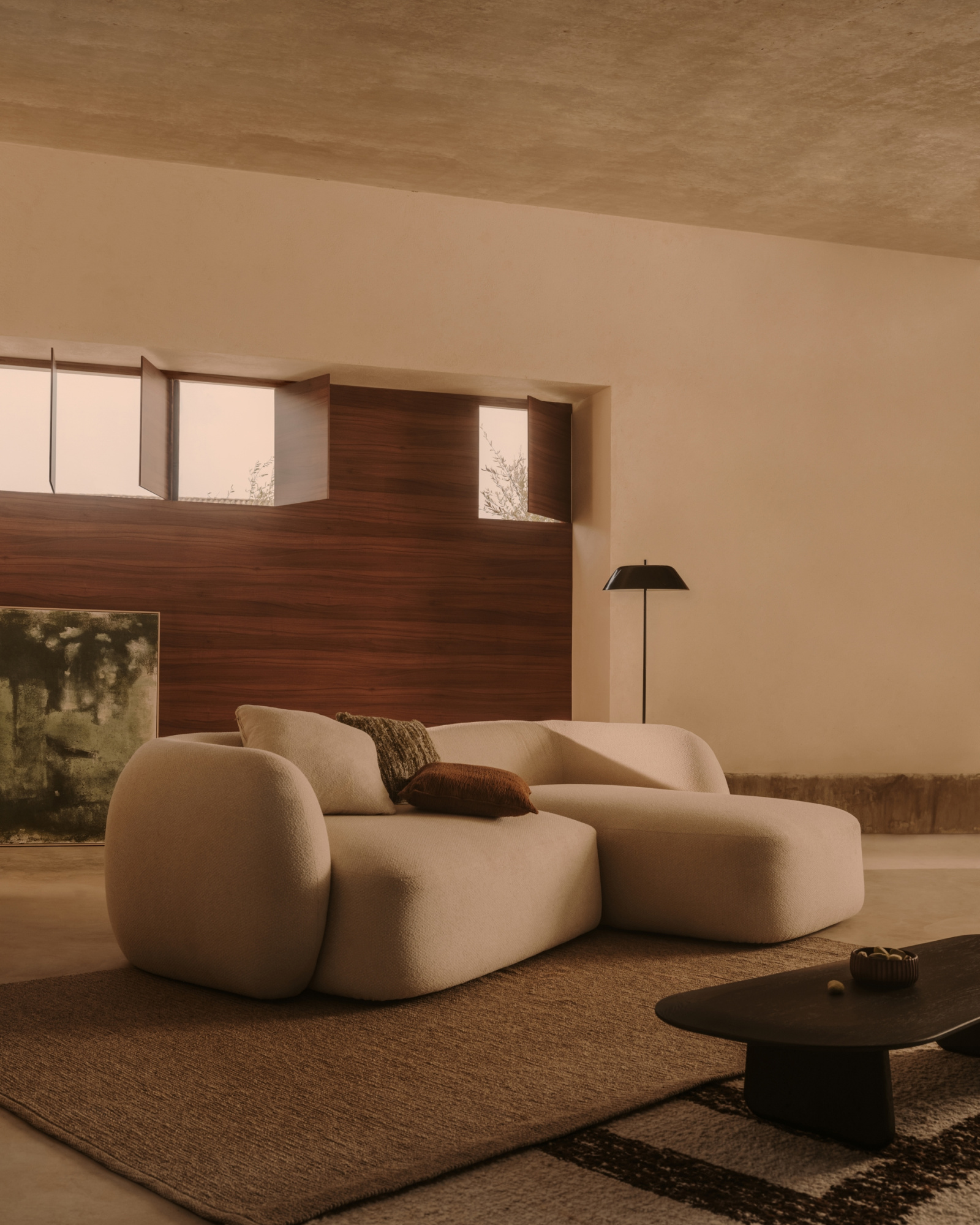 Модульный диван Martina 3-местный с правым шезлонгом, цвет экрю, 287 см La Forma (ex Julia Grup)