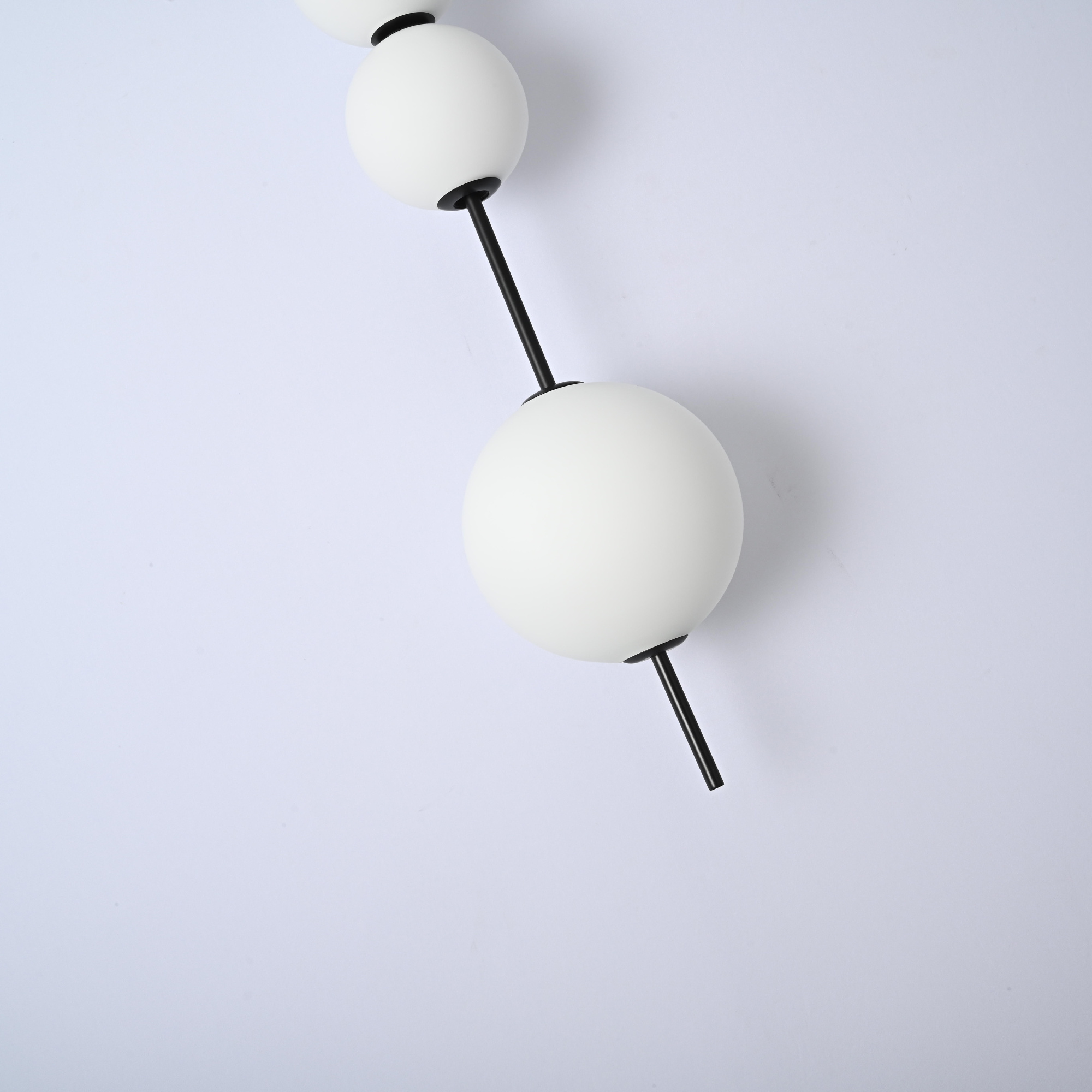 Подвесной светильник White beads Pendant B D40 by ImperiumLoft